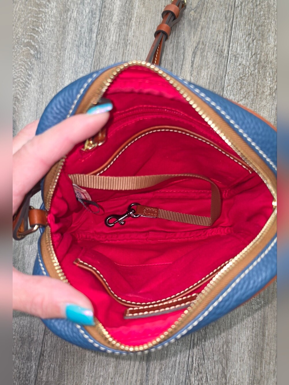 Dooney & Bourke Pebbled Leather Camera Crossbody - Picture 10 of 14